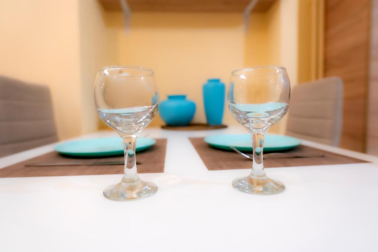 Myrtle, City Center Renovated Apartment Атина Екстериор снимка