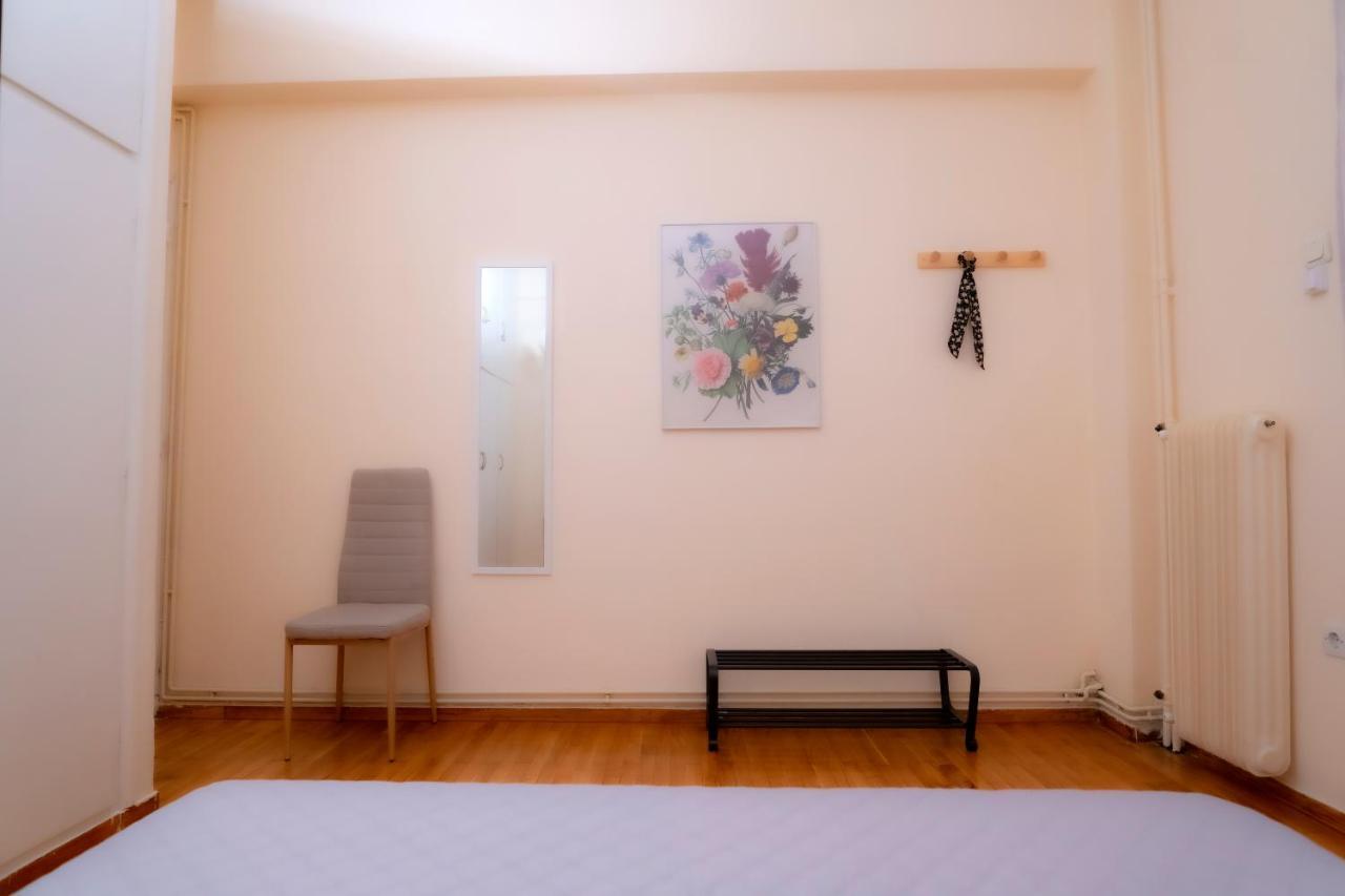 Myrtle, City Center Renovated Apartment Атина Екстериор снимка