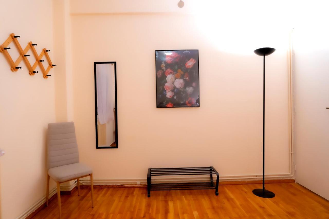 Myrtle, City Center Renovated Apartment Атина Екстериор снимка