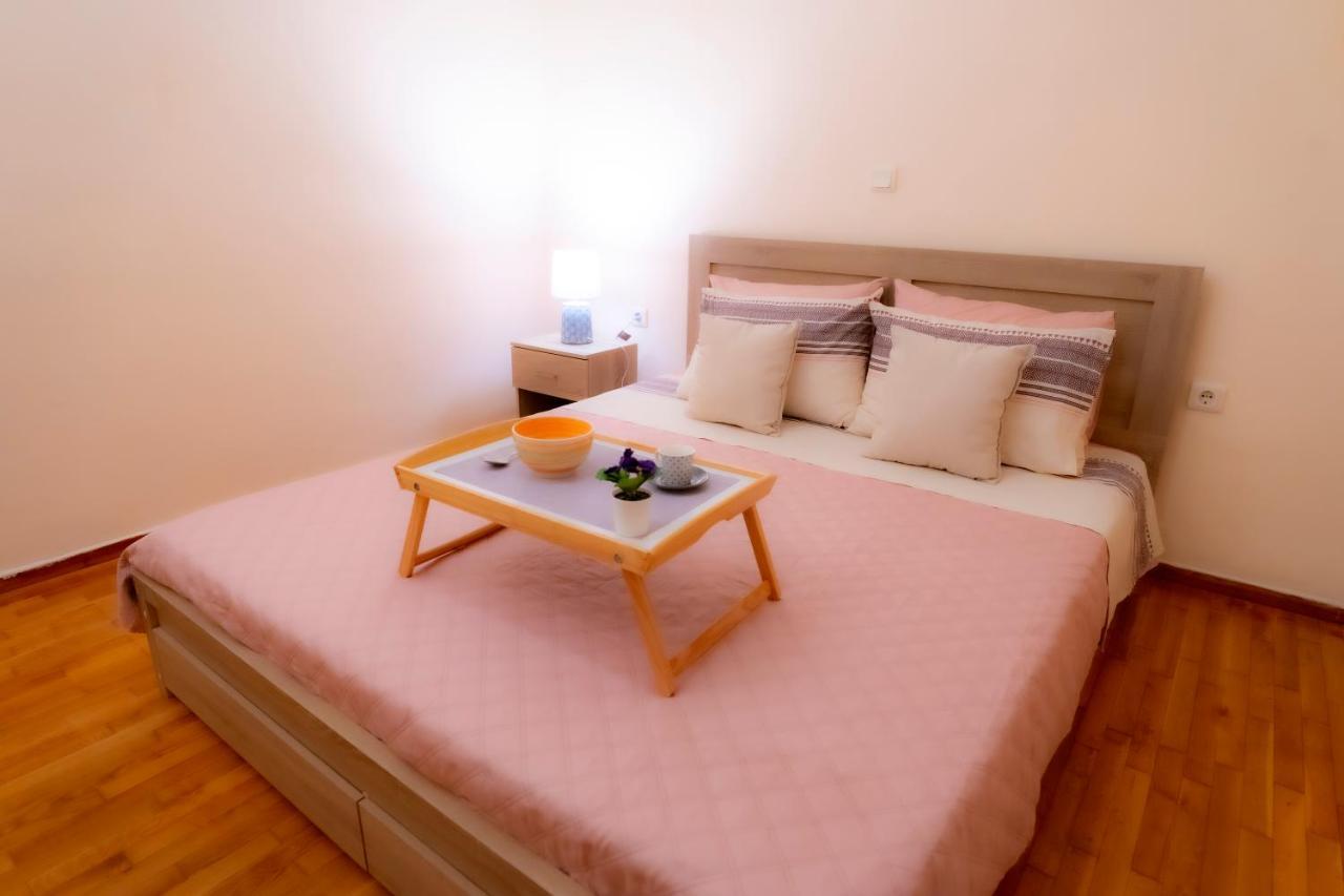 Myrtle, City Center Renovated Apartment Атина Екстериор снимка