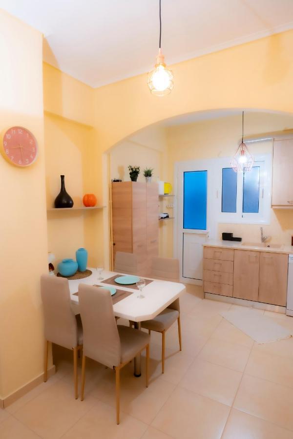 Myrtle, City Center Renovated Apartment Атина Екстериор снимка