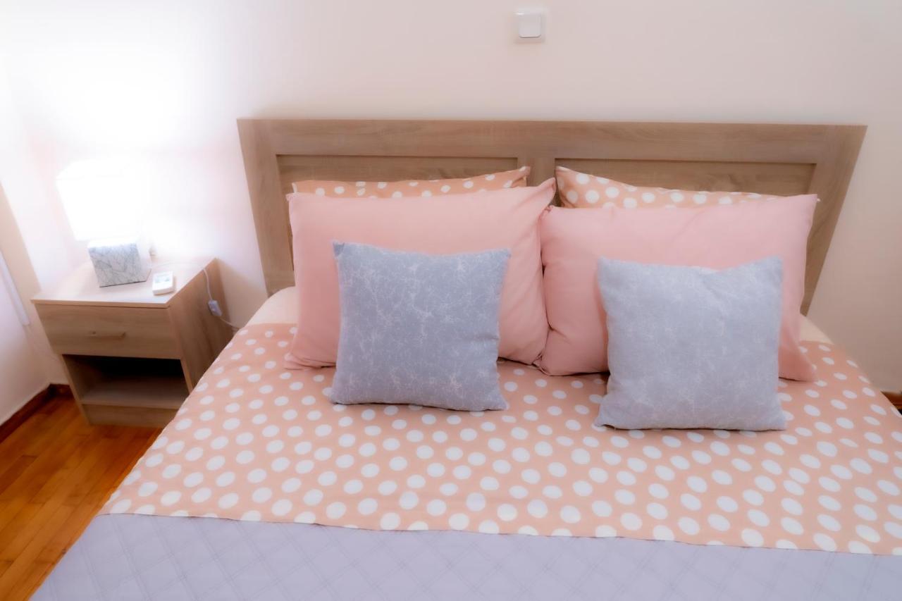 Myrtle, City Center Renovated Apartment Атина Екстериор снимка