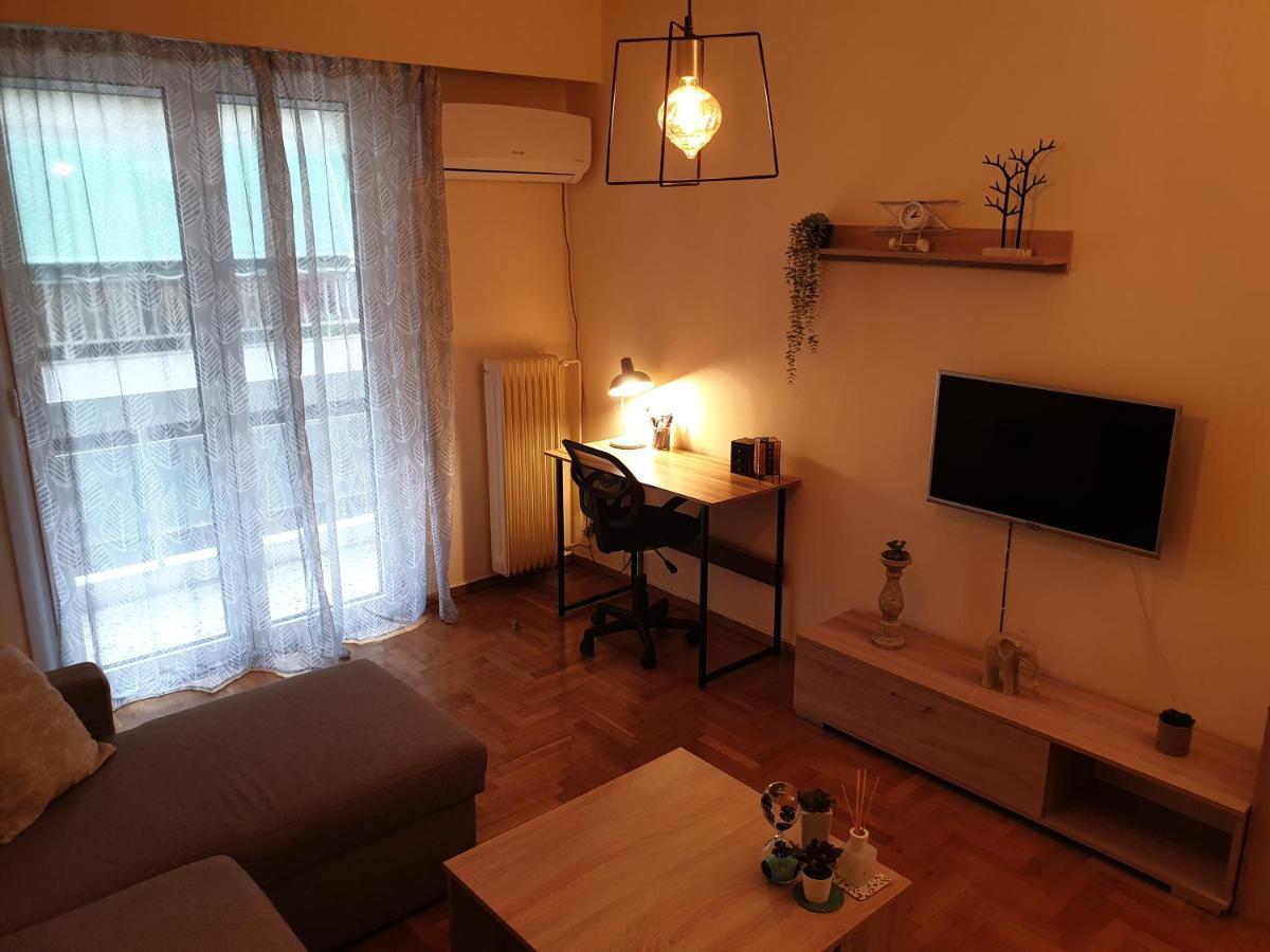 Myrtle, City Center Renovated Apartment Атина Екстериор снимка